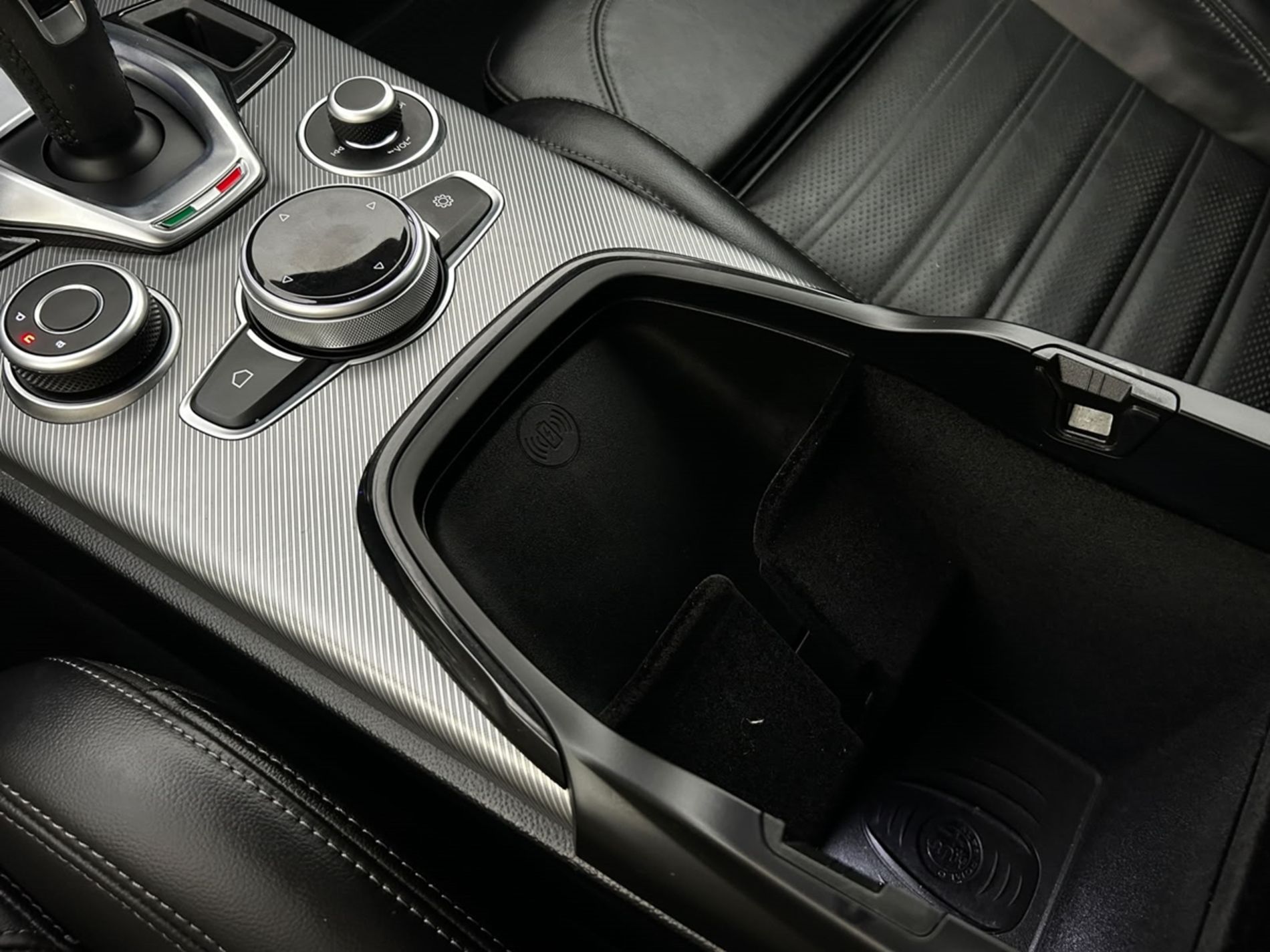 Stelvio 2.2 Veloce Q4 210cv - Autoviemme